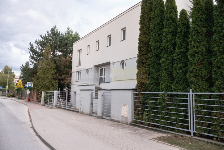 Dom Sprzedaż Sadowa 24