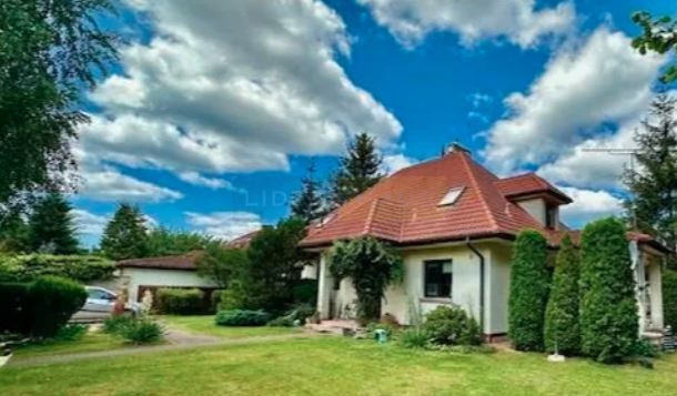 Dom Sprzedaż Łomianki 3