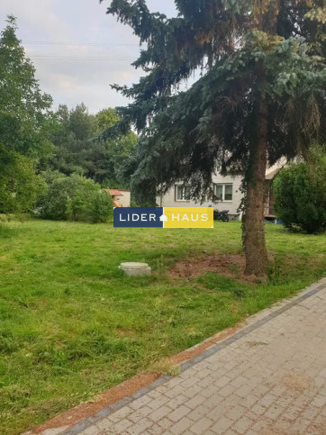 Działka Sprzedaż Łomianki 2