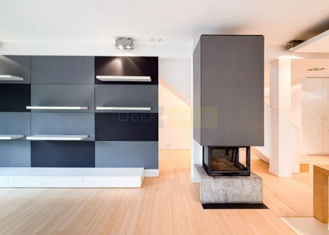 Dom Sprzedaż Łomianki 11